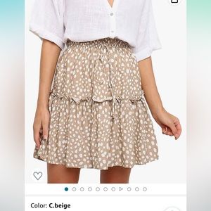 Printed tan skirt